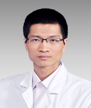 张万里:夜以继日 守护群众生命安全