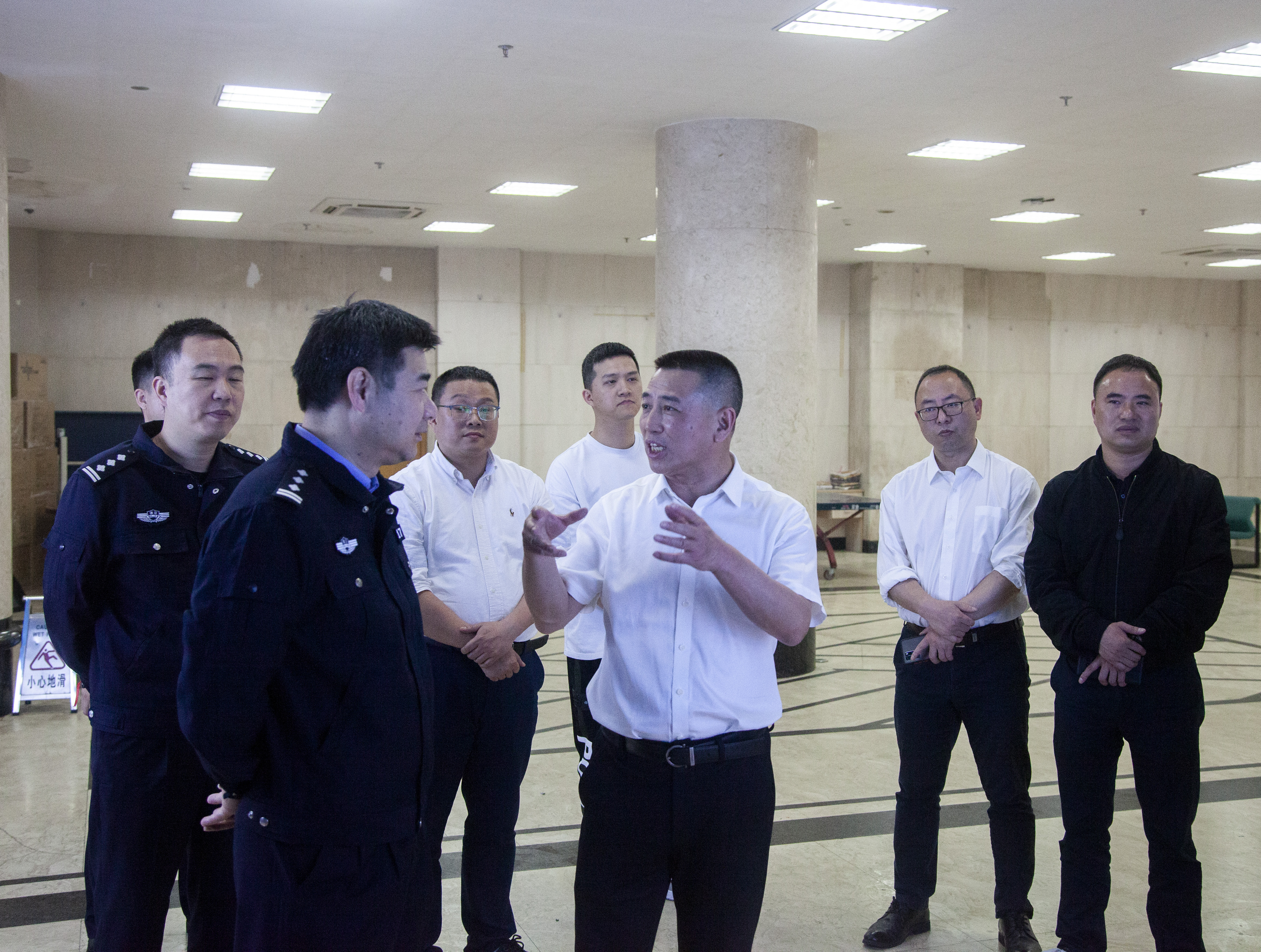 市公安局党委委员,政治部主任陈文彬一行走访温报集团-温州日报瓯网