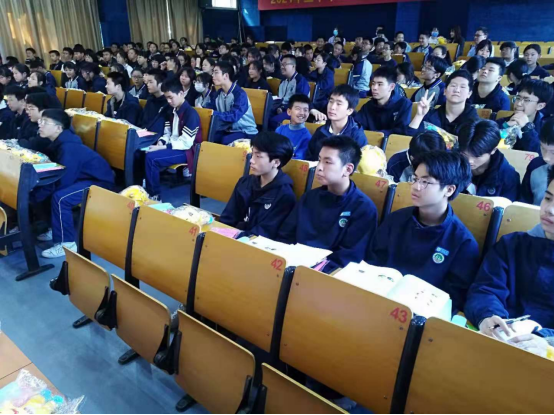 "拒绝校园欺凌,构建平安校园"法制专题讲座走进温州市第十五中学