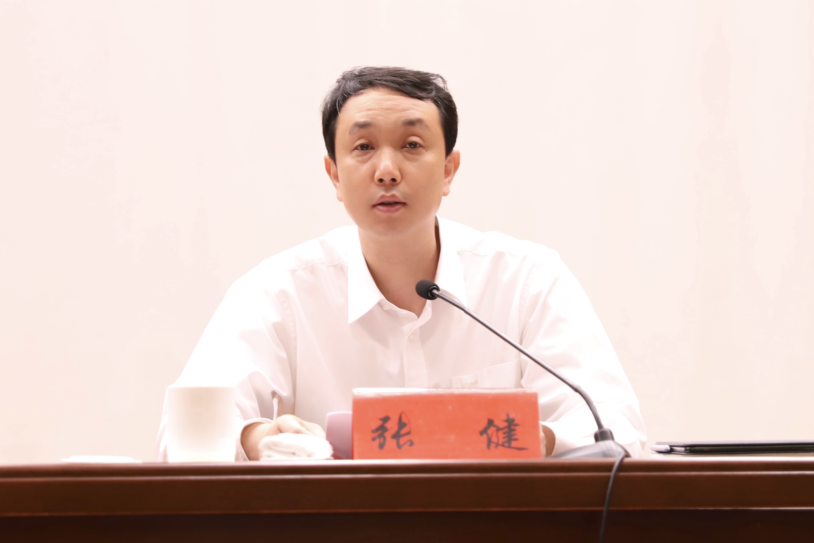张健代表温州市委就抓好巡视整改工作强调,龙湾区委要深刻领会,准确